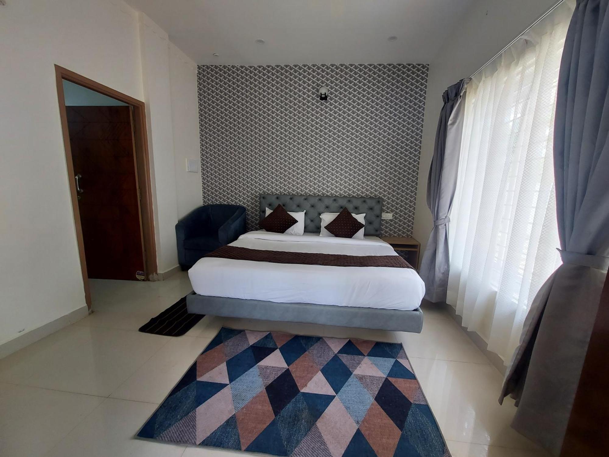 Sapphire Stayss Yelagiri Eksteriør billede