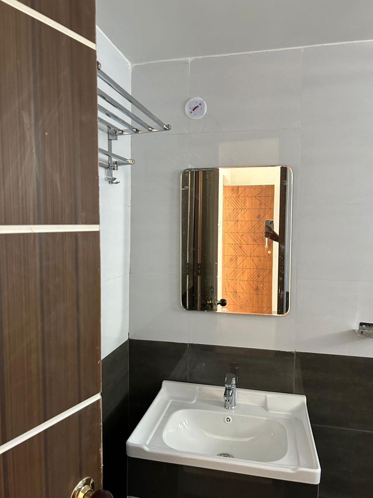 Sapphire Stayss Yelagiri Eksteriør billede