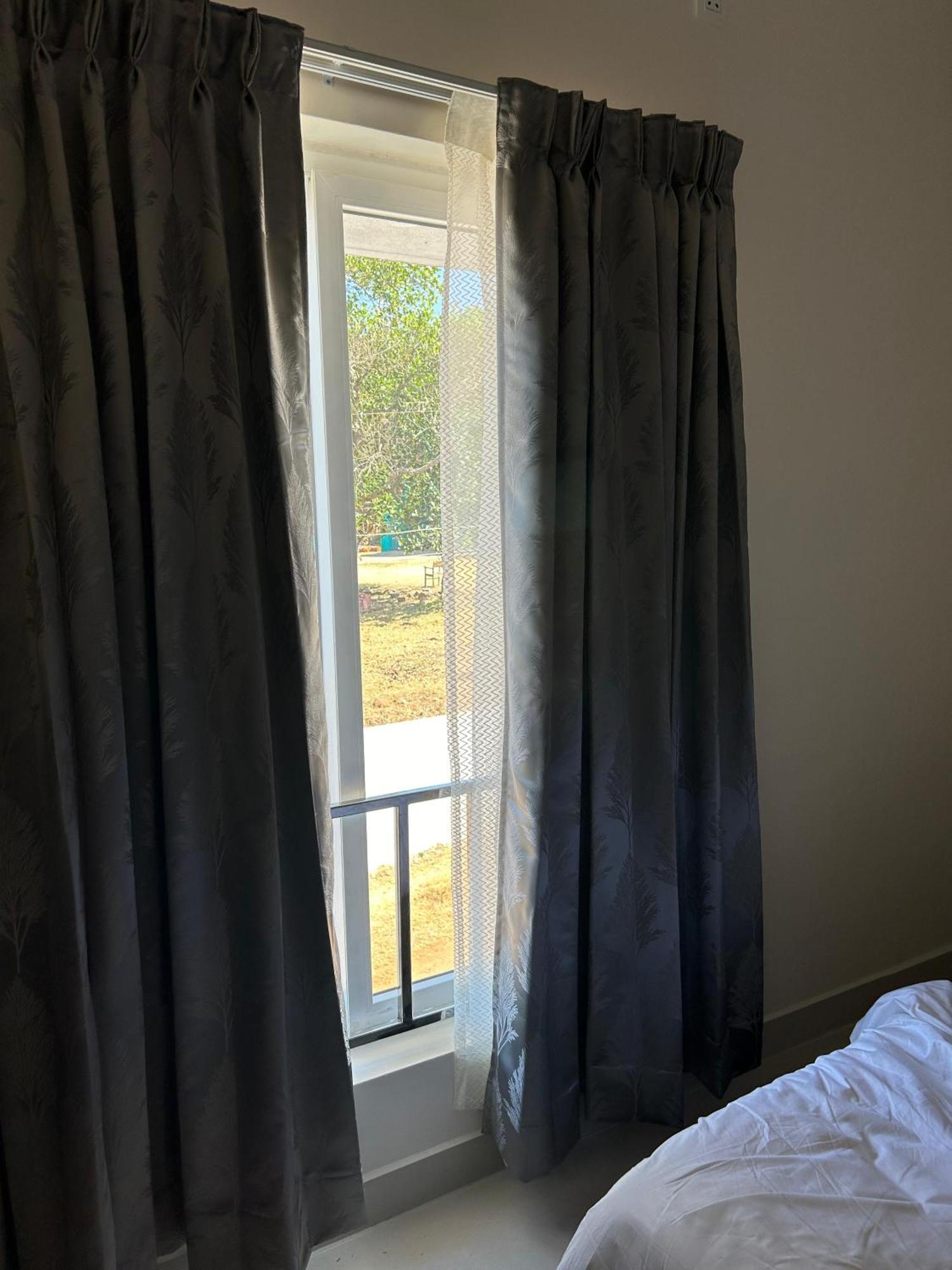 Sapphire Stayss Yelagiri Eksteriør billede