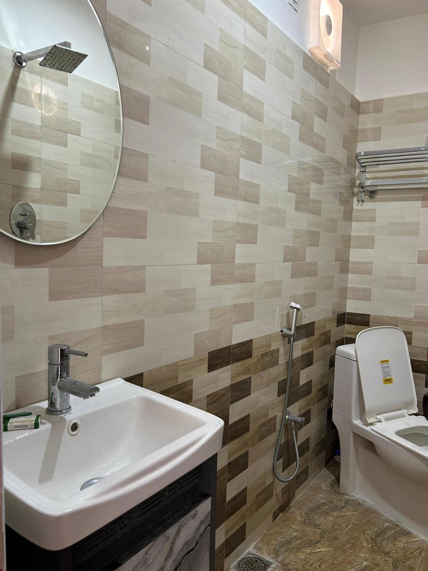 Sapphire Stayss Yelagiri Eksteriør billede