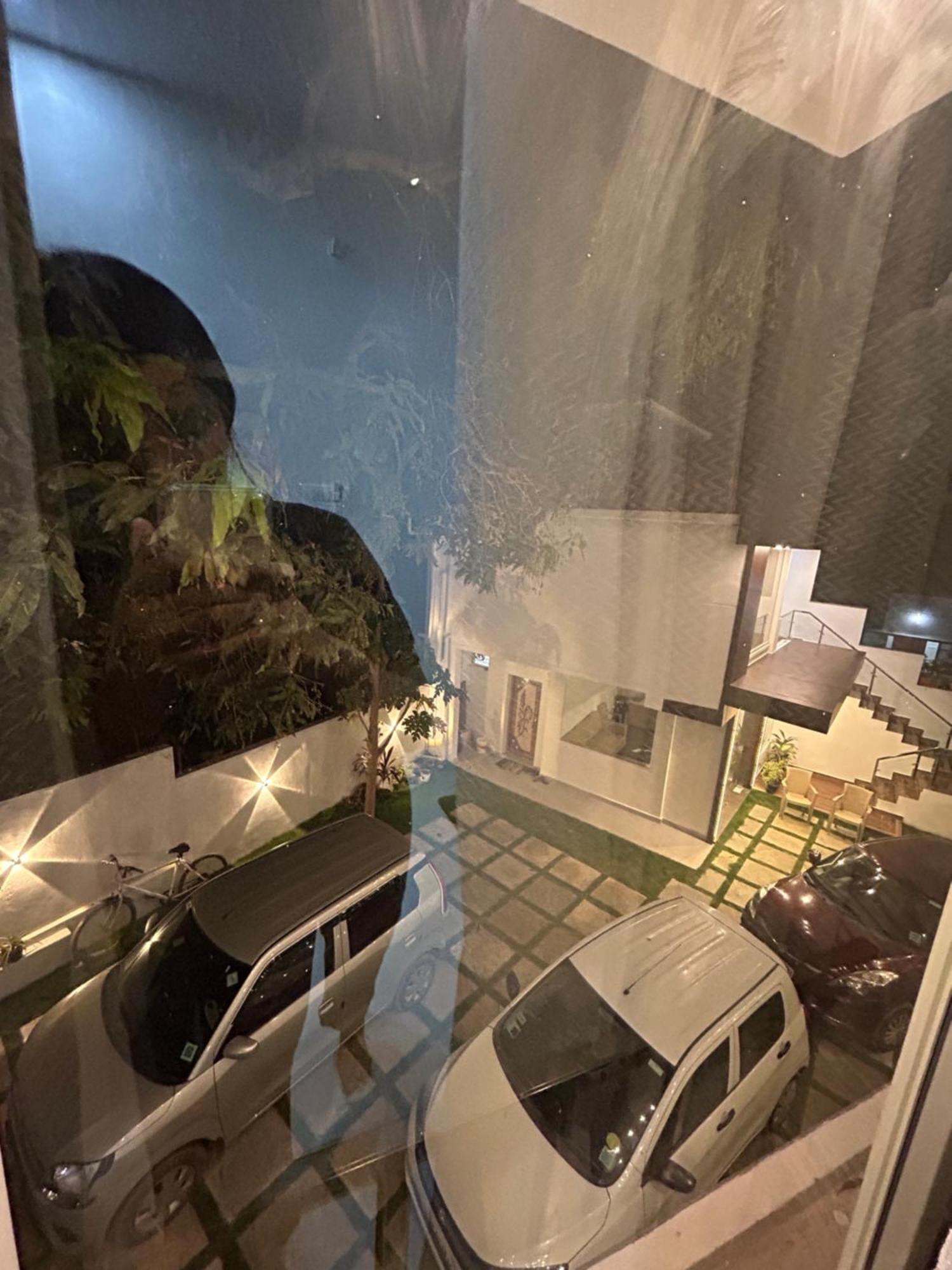 Sapphire Stayss Yelagiri Eksteriør billede
